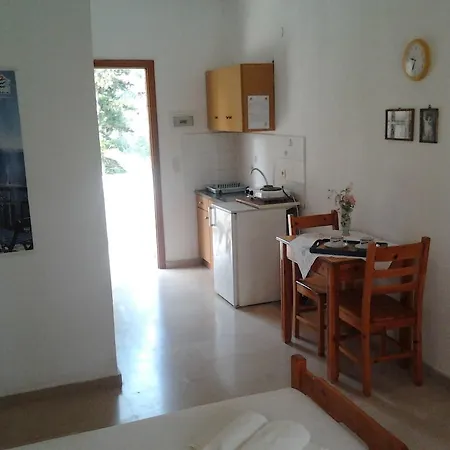 Digkas Apartments Kato Korakiana Room photo