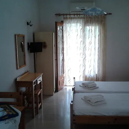 Digkas Apartments Kato Korakiana Room photo